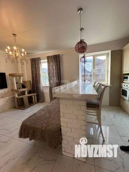 Дом 147м², 2-этажный, участок 3 сот.  