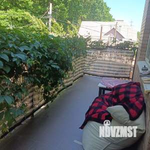 Дом 270м&sup2;, 2-этажный, участок 5 сот.  