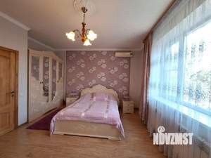 Дом 240м², 3-этажный, участок 2 сот.  