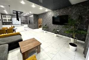 Дом 230м&sup2;, 2-этажный, участок 10 сот.  