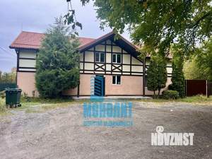 Дом 300м&sup2;, 2-этажный, участок 15 сот.  