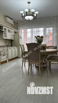 Дом 350м², 2-этажный, участок 7 сот.  