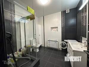 Дом 170м&sup2;, 3-этажный, участок 1 сот.  