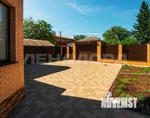 Дом 140м&sup2;, 2-этажный, участок 3 сот.  