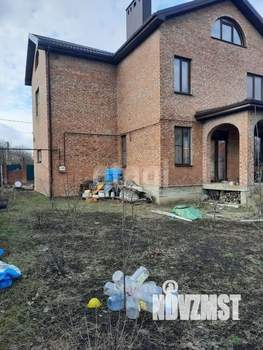 Дом 180м&sup2;, 3-этажный, участок 6 сот.  