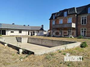 Дом 1000м², 3-этажный, участок 0 сот.  