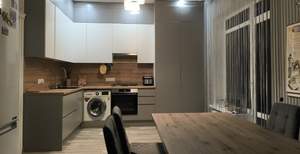 Дом 132м&sup2;, 3-этажный, участок 3 сот.  