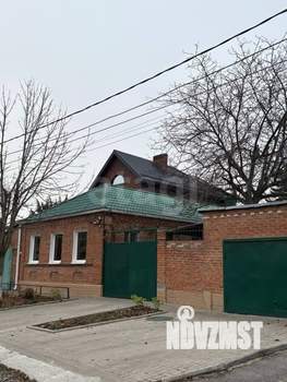 Дом 200м&sup2;, 2-этажный, участок 5 сот.  