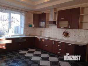 Дом 320м², 2-этажный, участок 8 сот.  
