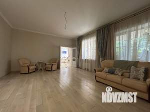 Дом 250м², 2-этажный, участок 4 сот.  