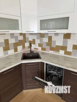 Дом 170м&sup2;, 2-этажный, участок 3 сот.  