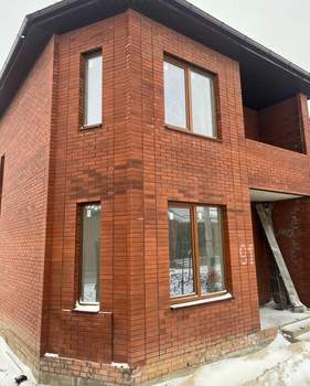 Дом 130м&sup2;, 2-этажный, участок 4 сот.  