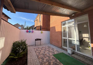 Дом 107м&sup2;, 2-этажный, участок 3 сот.  