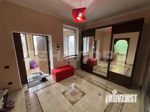 Дом 310м&sup2;, 2-этажный, участок 3 сот.  