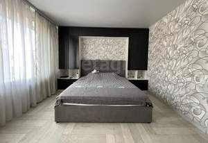 Дом 164м&sup2;, 3-этажный, участок 6 сот.  