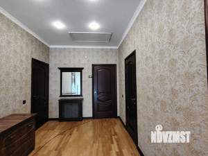 Дом 220м², 2-этажный, участок 7 сот.  