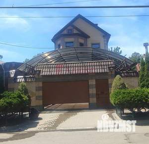 Дом 250м², 2-этажный, участок 3 сот.  
