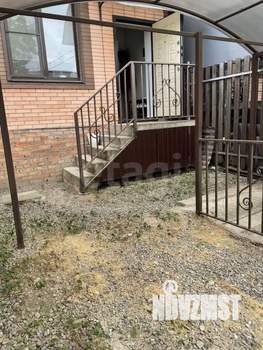 Дом 65м&sup2;, 2-этажный, участок 1 сот.  