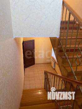 Дом 400м², 3-этажный, участок 6 сот.  