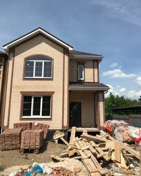 Дом 160м&sup2;, 2-этажный, участок 3 сот.  