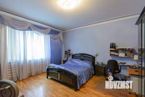 Дом 287м², 2-этажный, участок 5 сот.  