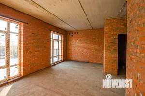 Дом 135м&sup2;, 2-этажный, участок 3 сот.  