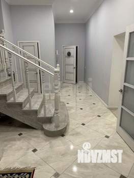 Дом 290м², 2-этажный, участок 6 сот.  