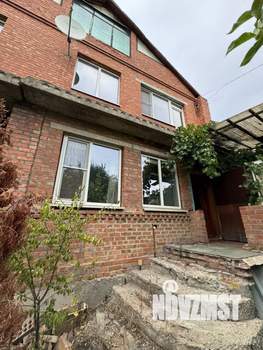 Дом 258м², 3-этажный, участок 6 сот.  