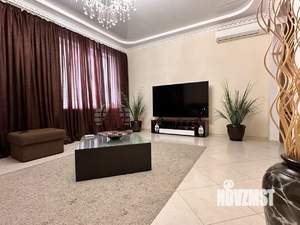 Дом 130м², 2-этажный, участок 4 сот.  