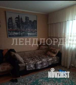 Дом 80м&sup2;, 2-этажный, участок 3 сот.  