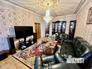 Дом 292м², 2-этажный, участок 4 сот.  