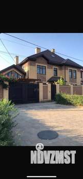 Дом 470м², 3-этажный, участок 7 сот.  