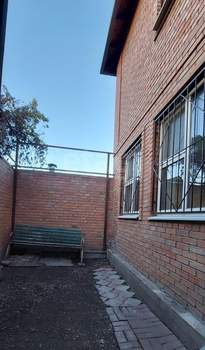 Дом 300м², 2-этажный, участок 3 сот.  