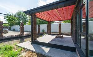 Дом 220м&sup2;, 2-этажный, участок 3 сот.  