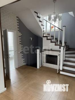 Дом 170м², 2-этажный, участок 3 сот.  