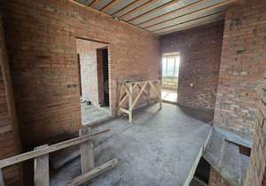 Дом 210м&sup2;, 2-этажный, участок 8 сот.  