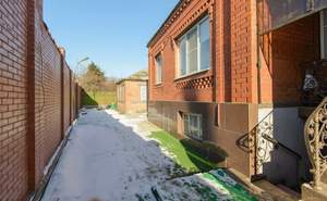 Дом 200м&sup2;, 1-этажный, участок 5500 сот.  