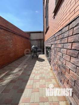 Дом 291м&sup2;, 2-этажный, участок 3 сот.  