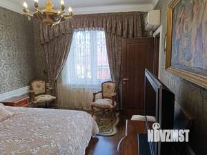 Дом 450м², 2-этажный, участок 6 сот.  