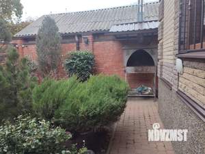 Дом 250м², 2-этажный, участок 3 сот.  