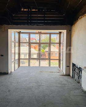 Дом 304м², 2-этажный, участок 3 сот.  