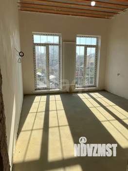 Дом 161м&sup2;, 2-этажный, участок 3 сот.  