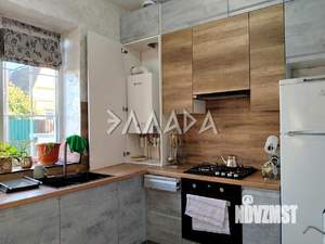 Дом 80м&sup2;, 2-этажный, участок 3 сот.  