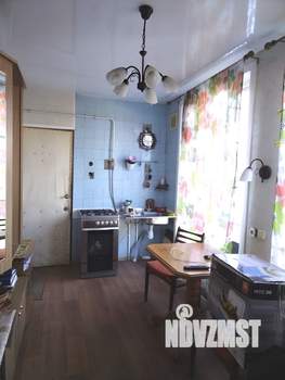 Дом 67м&sup2;, 2-этажный, участок 6 сот.  