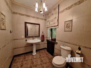 Дом 485м&sup2;, 2-этажный, участок 6 сот.  