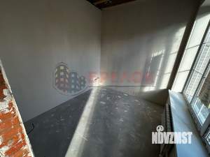 Дом 147м&sup2;, 2-этажный, участок 3 сот.  