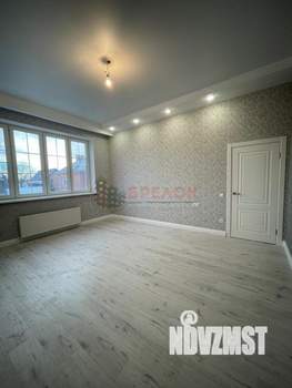 Дом 248м², 2-этажный, участок 3 сот.  