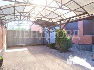 Дом 258м&sup2;, 2-этажный, участок 5 сот.  