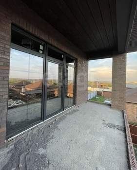 Дом 287м&sup2;, 2-этажный, участок 9 сот.  