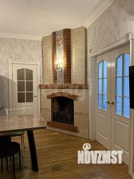 Дом 98м&sup2;, 2-этажный, участок 5 сот.  